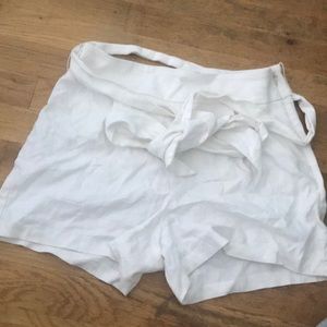 LINEN SHORTS